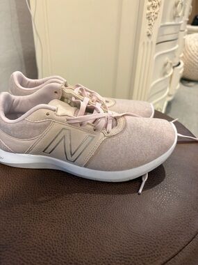 New Balance Blush Pink Lightweight Lace-Up Sneakers